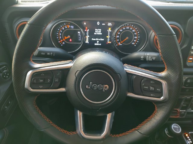 Used 2023 Jeep Gladiator Mojave w/ LED Lighting Group AWD/4WD image 11