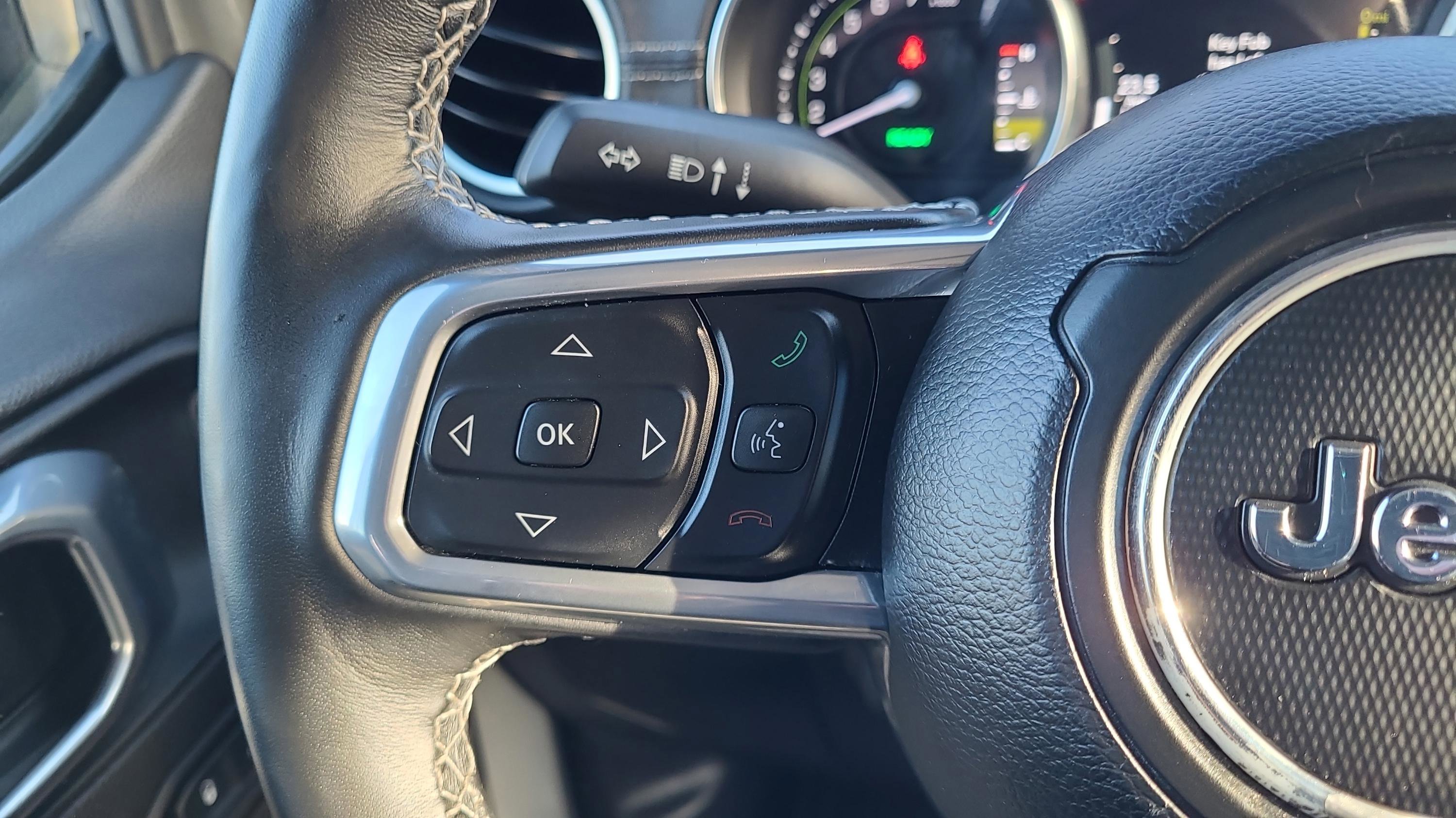 Used 2023 Jeep Wrangler Unlimited Sahara w/ Cold Weather Group image 14