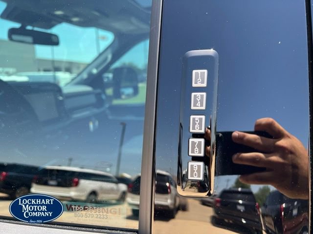New 2026 Ford F250 Lariat w/ Tremor Off-Road Package AWD/4WD image 9