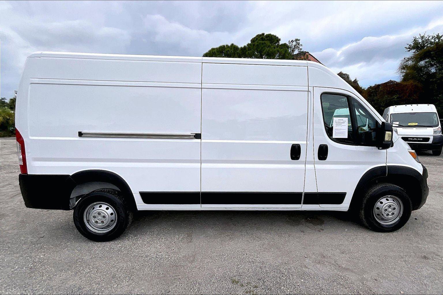 Used 2023 RAM ProMaster 2500 FWD image 16