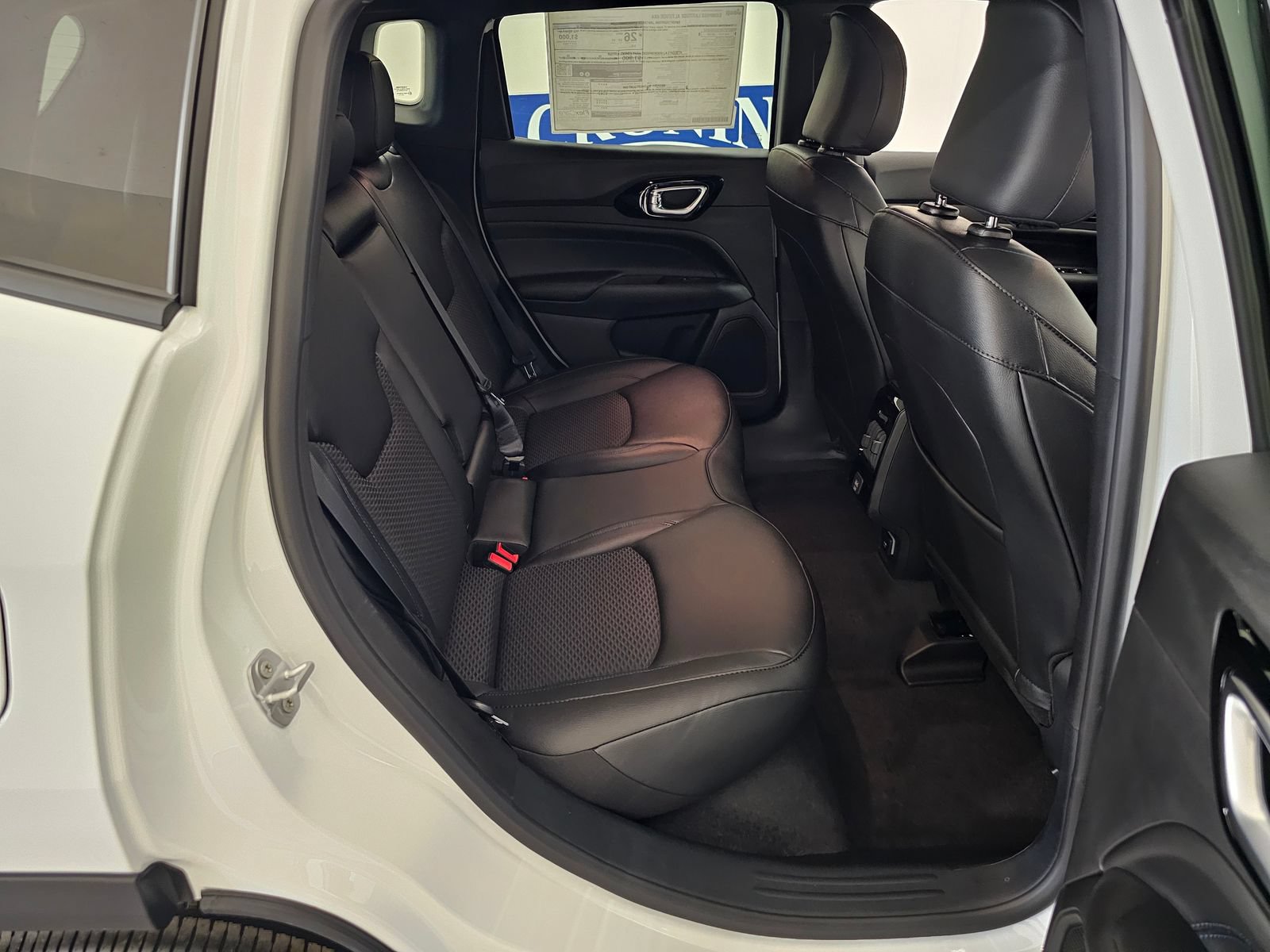New 2026 Jeep Compass Latitude AWD/4WD image 33