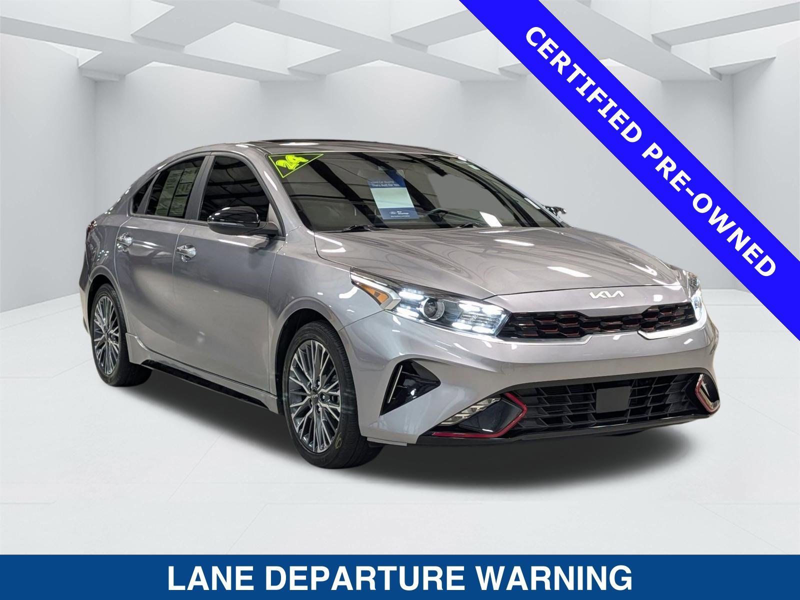 Used 2024 Kia Forte GT-Line w/ GT-Line Premium Package video 2