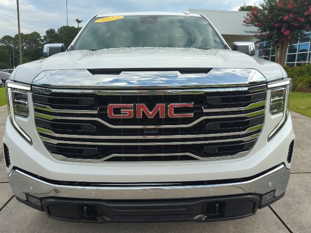 Used 2024 GMC Sierra 1500 SLT w/ SLT Premium Plus Package AWD/4WD image 2