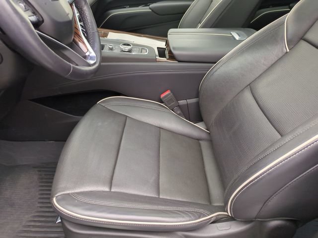 Certified 2024 Cadillac Escalade Premium Luxury w/ LPO, Floor Liner Package AWD/4WD image 20