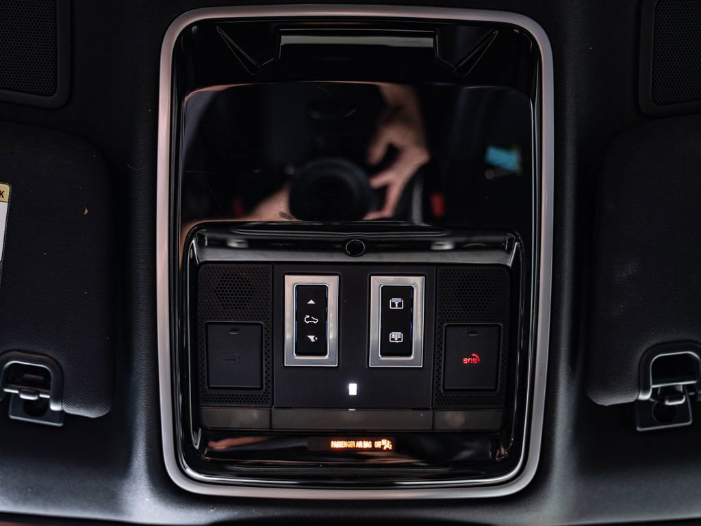 Used 2019 Land Rover Range Rover Sport HSE AWD/4WD image 40