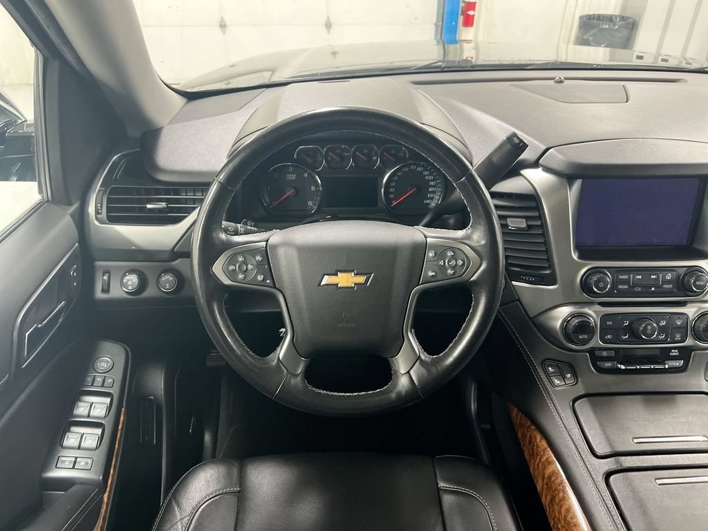 Used 2019 Chevrolet Tahoe Premier AWD/4WD image 11
