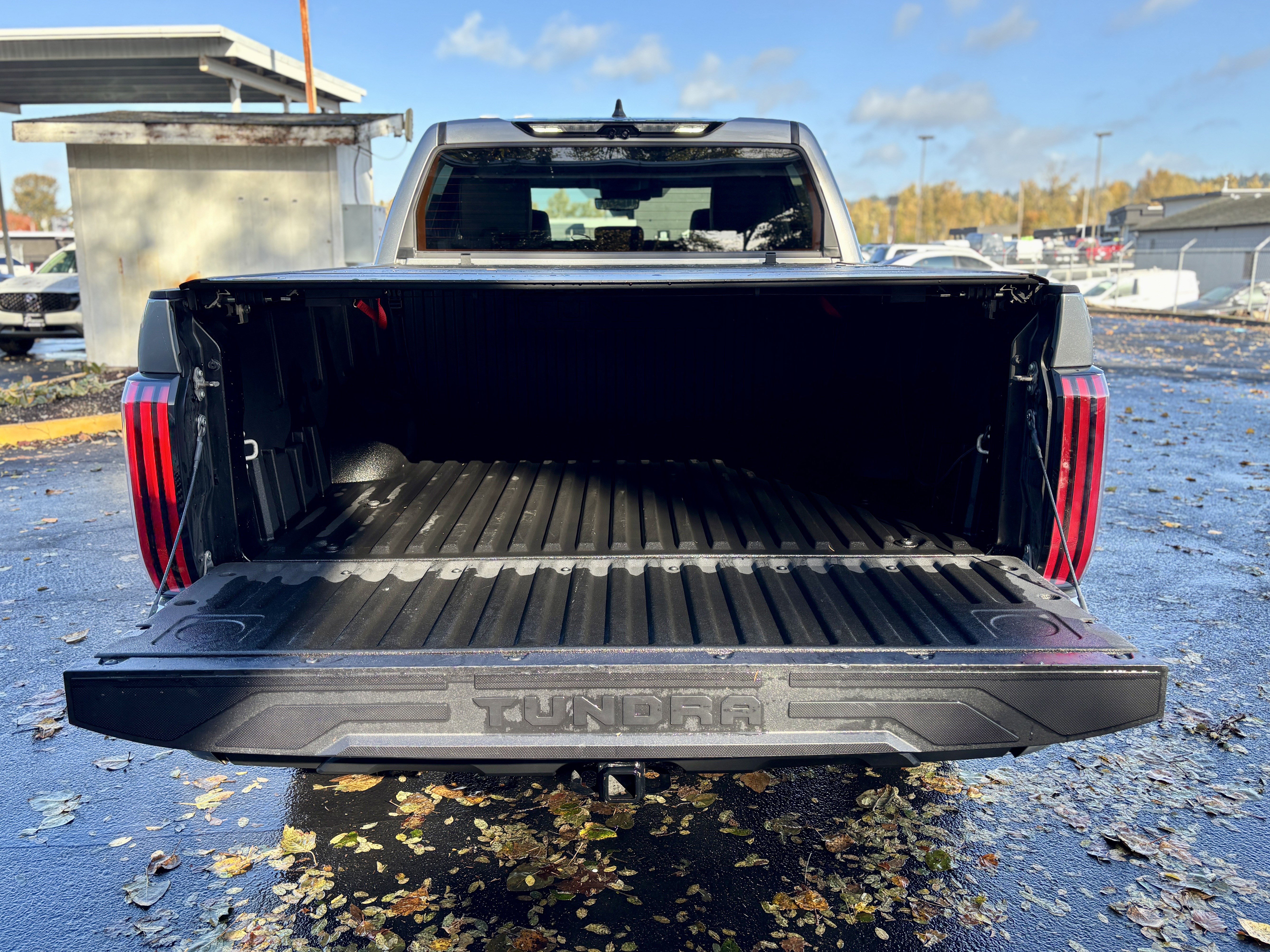 Used 2024 Toyota Tundra Limited image 15