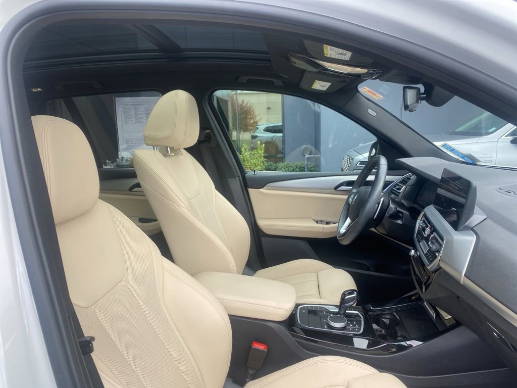 Used 2024 BMW X3 xDrive30i w/ Premium Package image 13