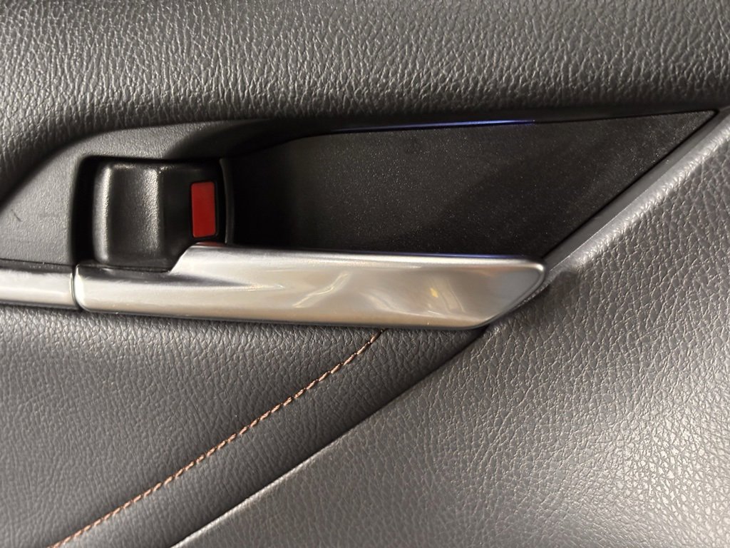 Used 2018 Toyota Camry XLE w/ Audio Package image 13