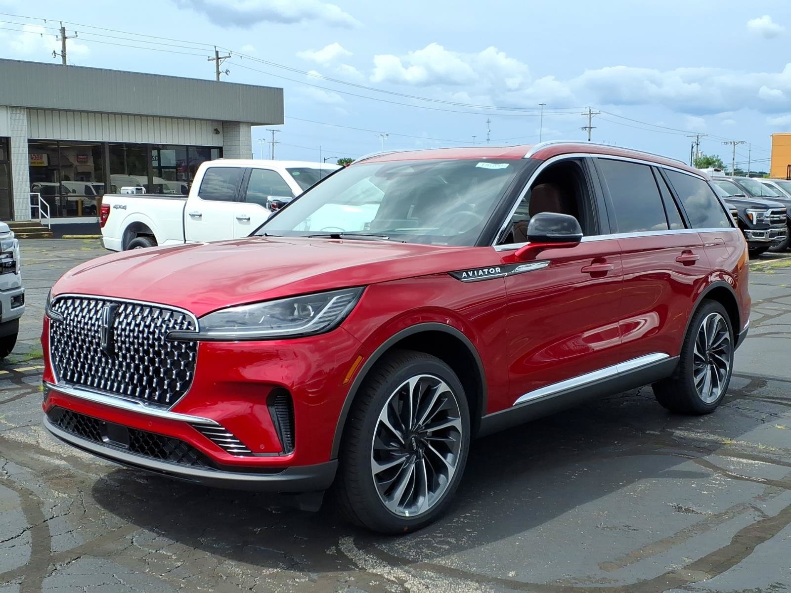 New 2026 Lincoln Aviator Reserve AWD/4WD image 3