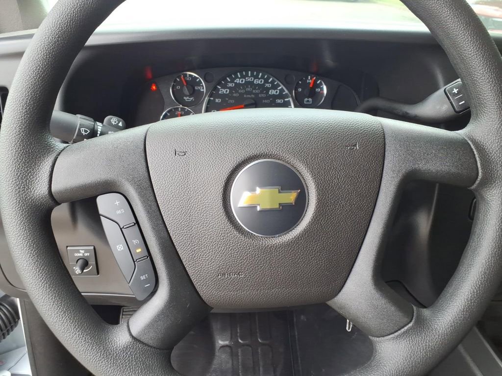 New 2026 Chevrolet Express 2500 w/ Driver Convenience Package RWD image 19