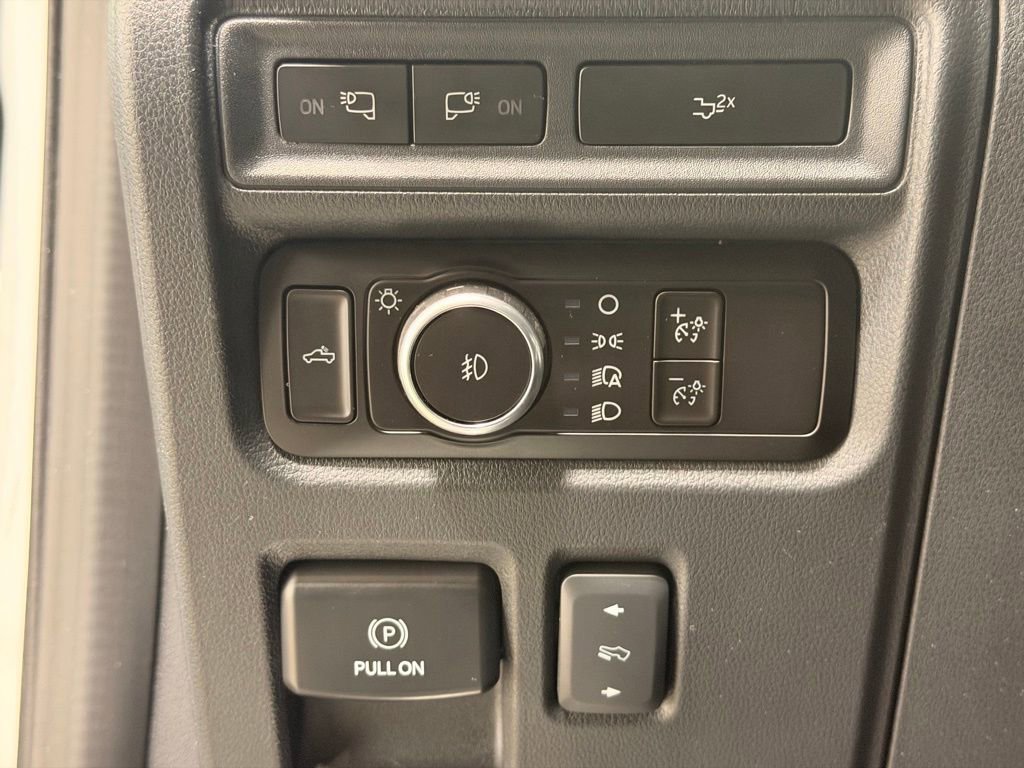 Used 2023 Ford F150 Lariat w/ Equipment Group 502A High image 30