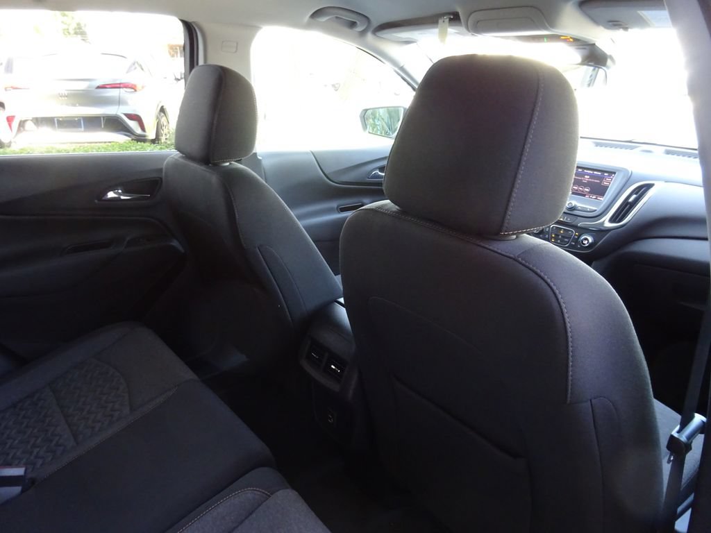 Certified 2024 Chevrolet Equinox LT FWD image 21