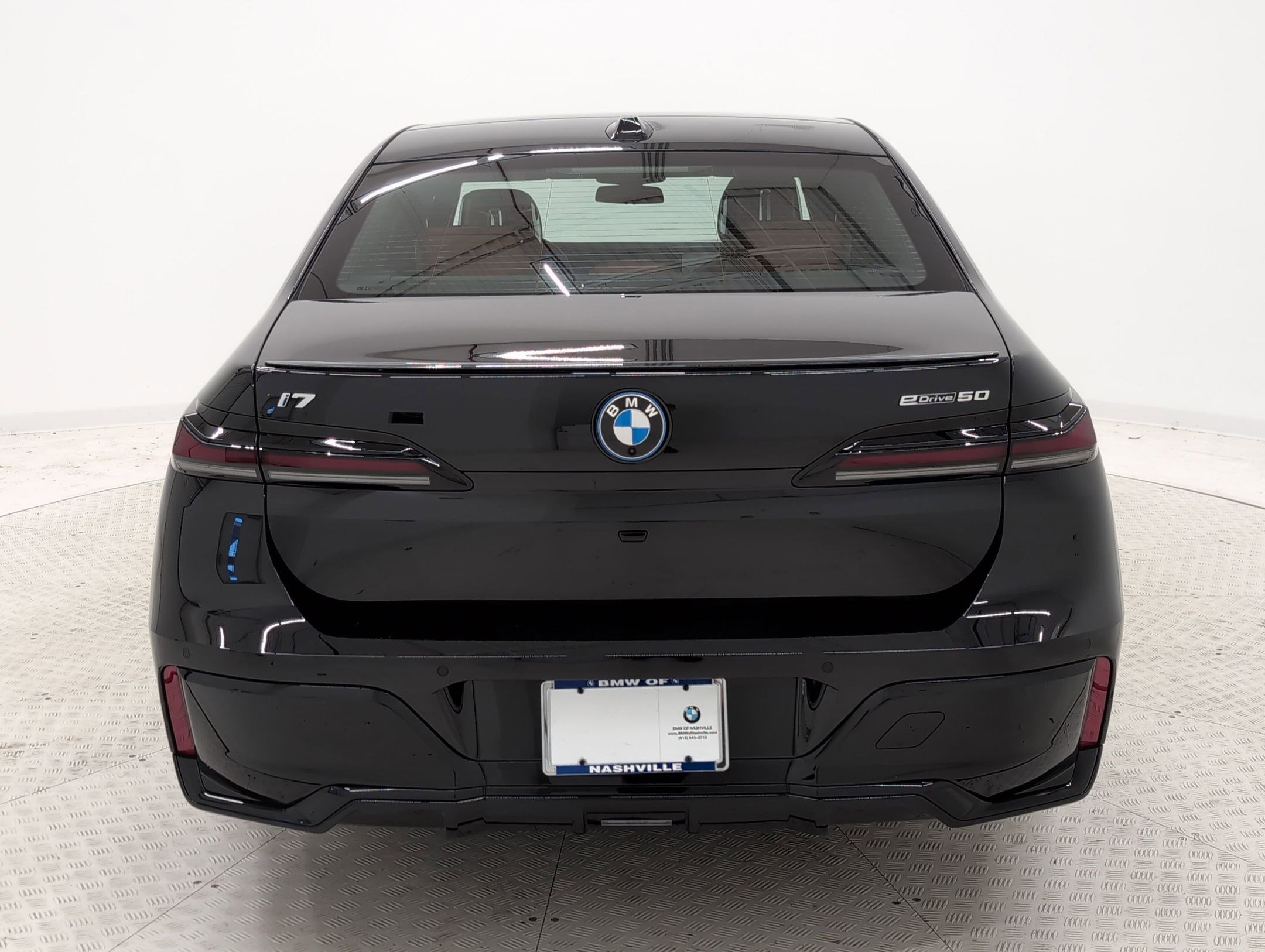 New 2025 BMW i7 xDrive60 w/ M Sport Package RWD image 10