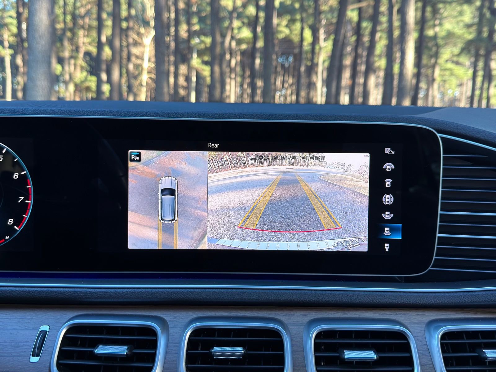 Used 2023 Mercedes-Benz GLE 350 4MATIC image 5