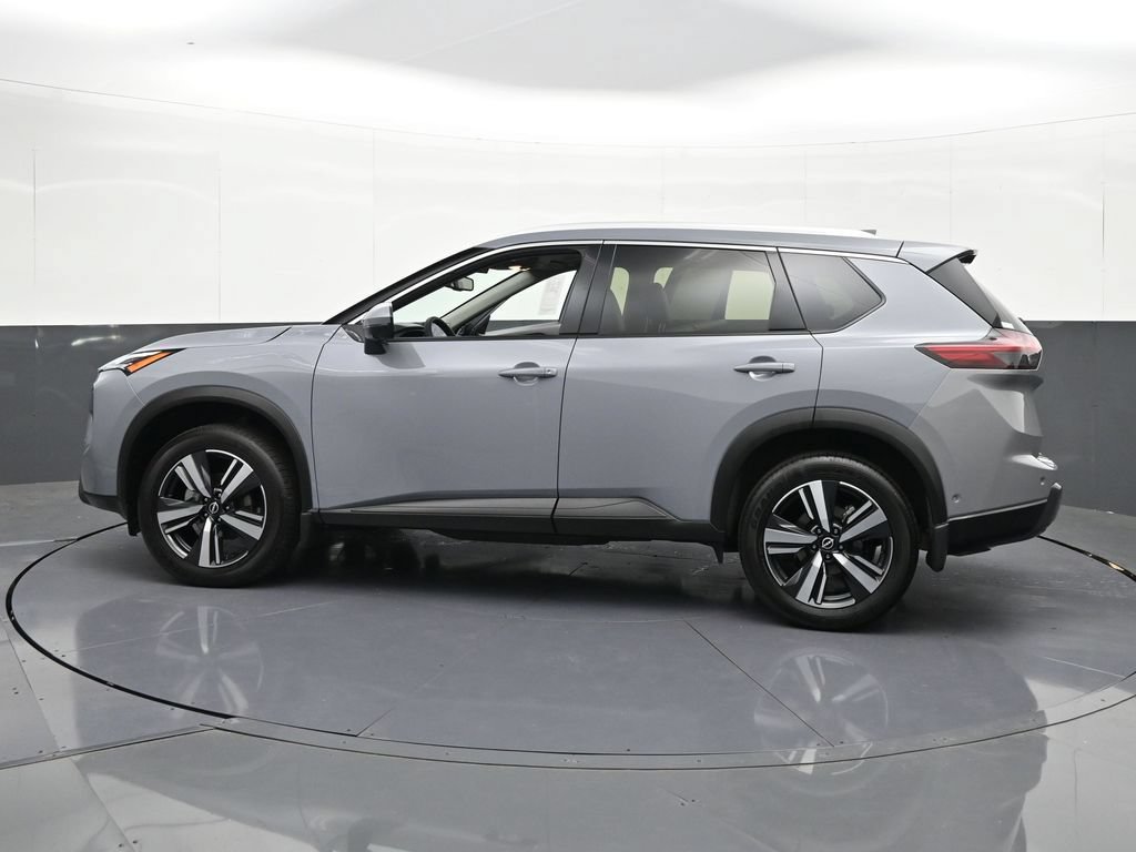 Used 2025 Nissan Rogue SL w/ SL Premium Package AWD/4WD image 41