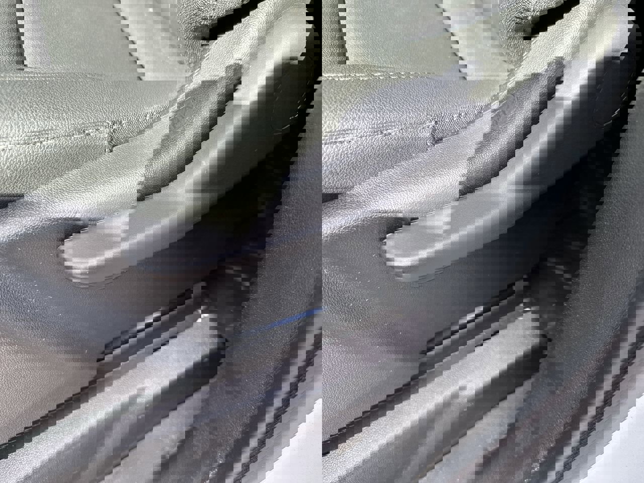 New 2025 GMC Sierra 3500 Pro w/ Convenience Package image 12