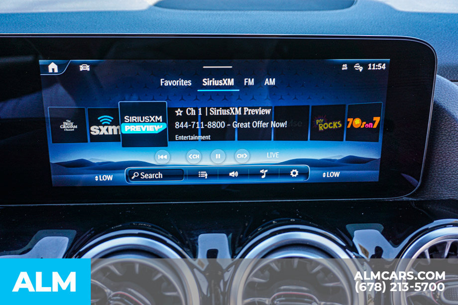 Used 2025 Mercedes-Benz GLA 250 image 38