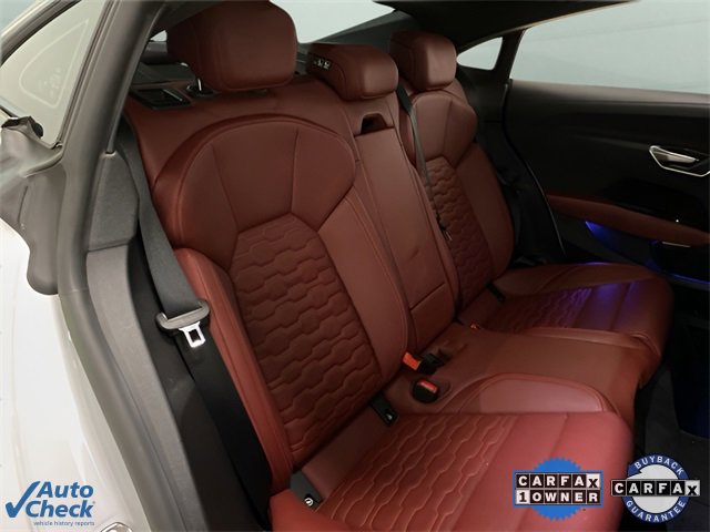 Used 2024 Audi e-tron GT Prestige w/ Prestige Package image 41