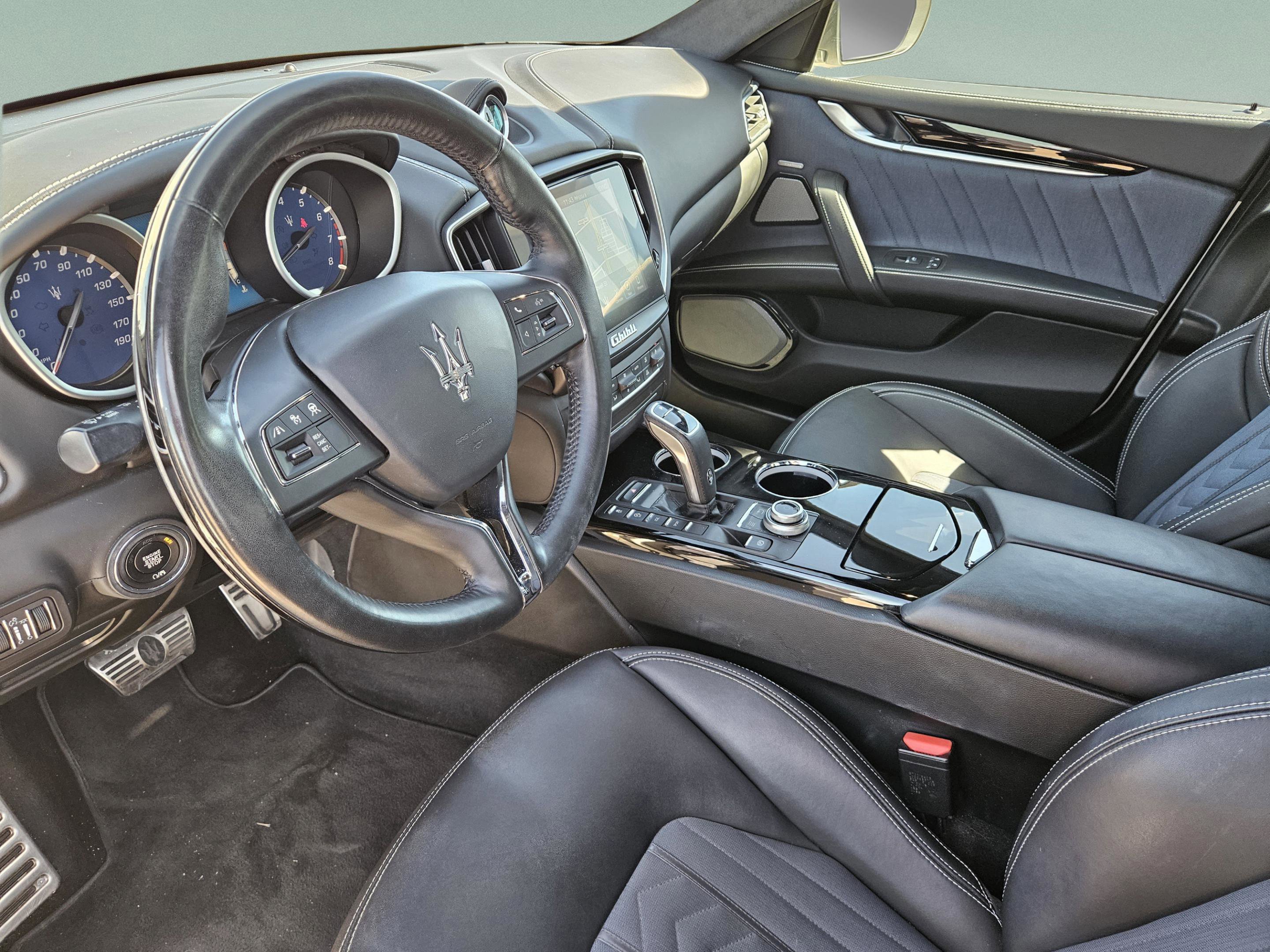 Used 2019 Maserati Ghibli S GranLusso image 10