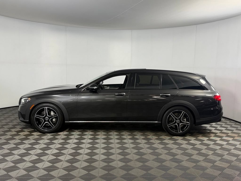 Used 2021 Mercedes-Benz E 450 4MATIC All-Terrain Wagon image 9