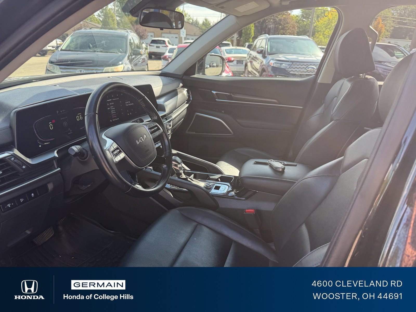 Used 2023 Kia Telluride S FWD image 15
