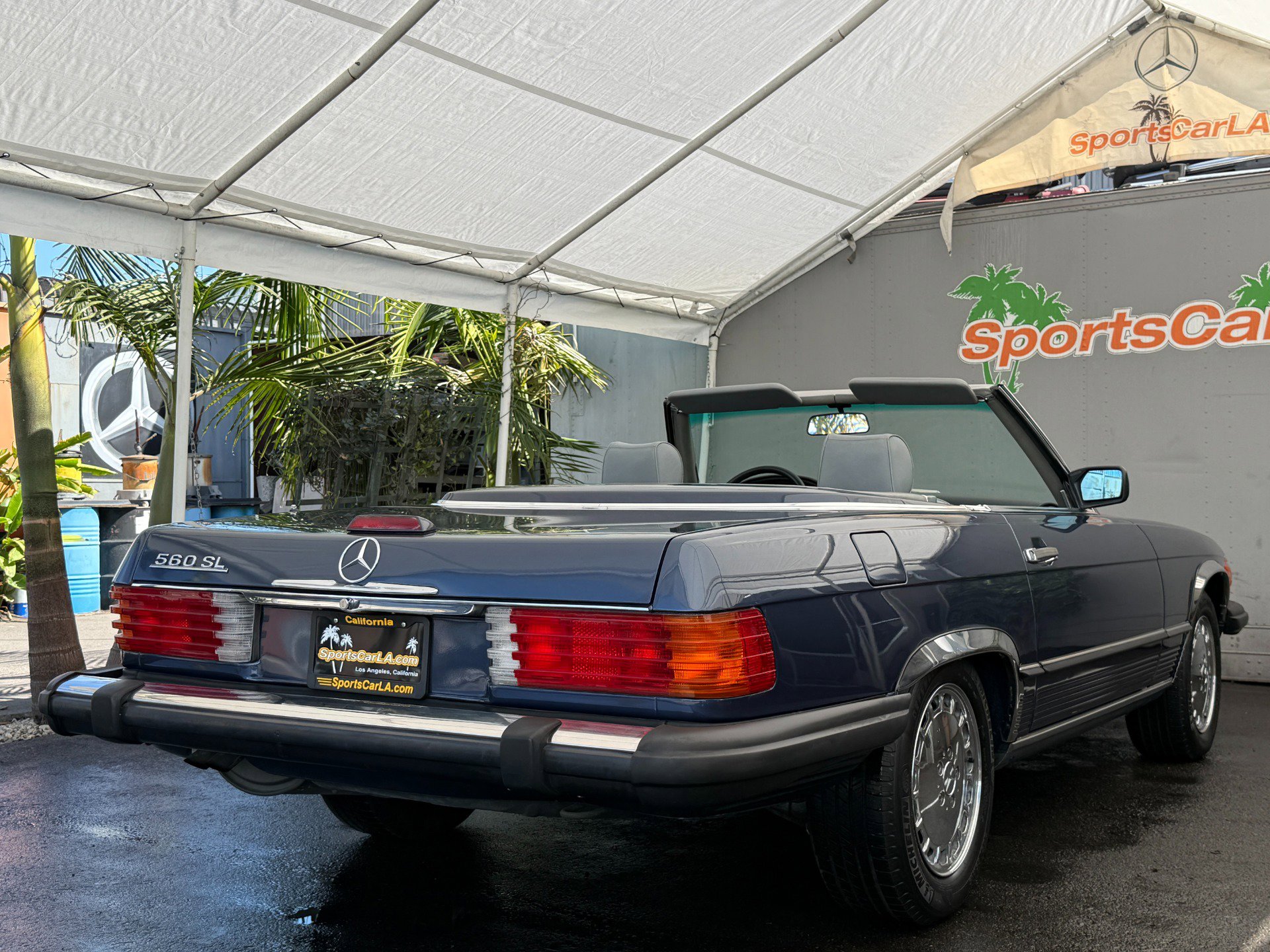 Used 1988 Mercedes-Benz 560 SL image 11