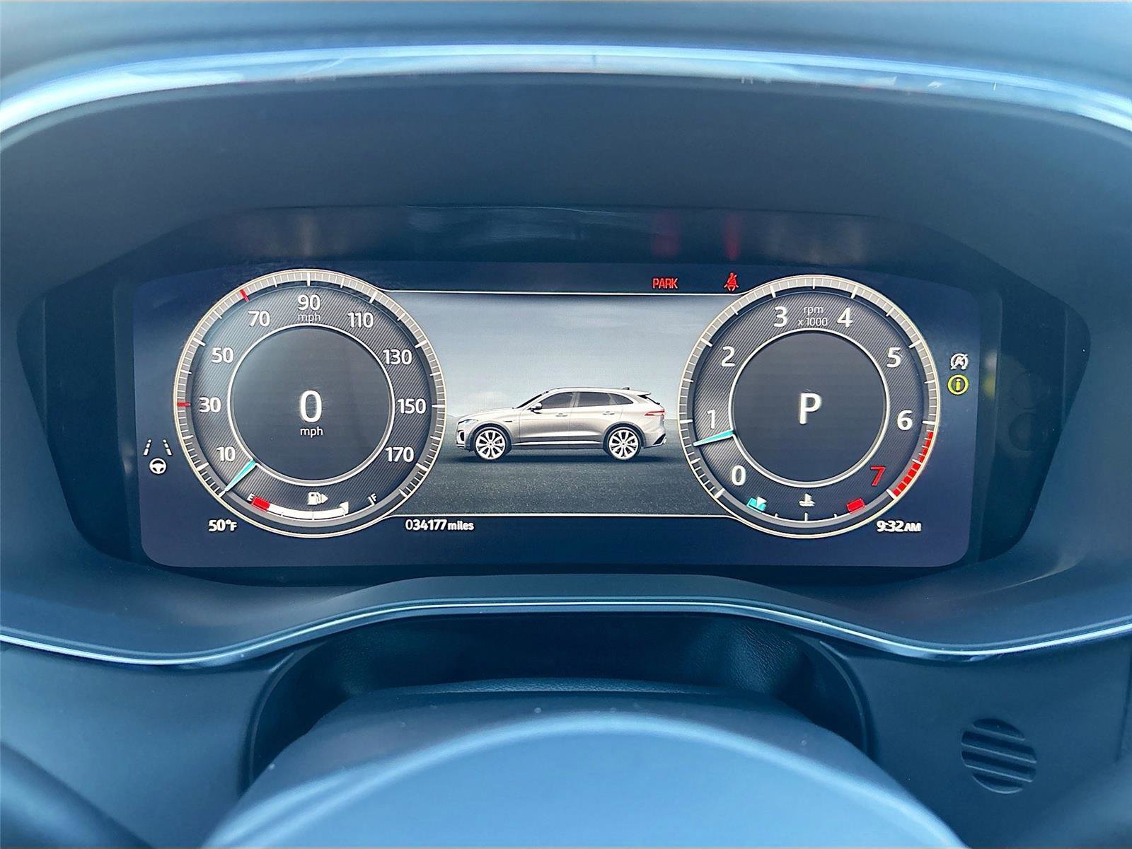 Used 2024 Jaguar F-PACE R-Dynamic S image 14