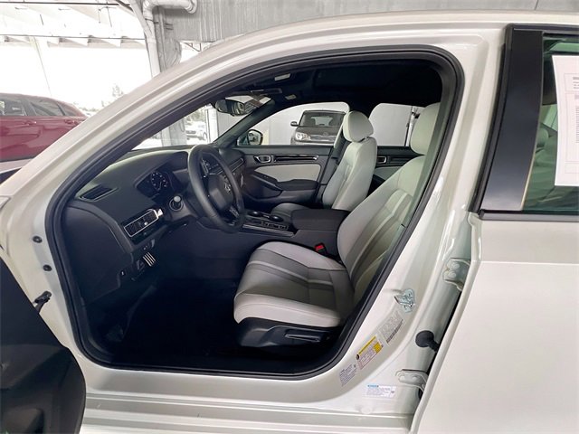 Used 2025 Honda Civic Sport image 9