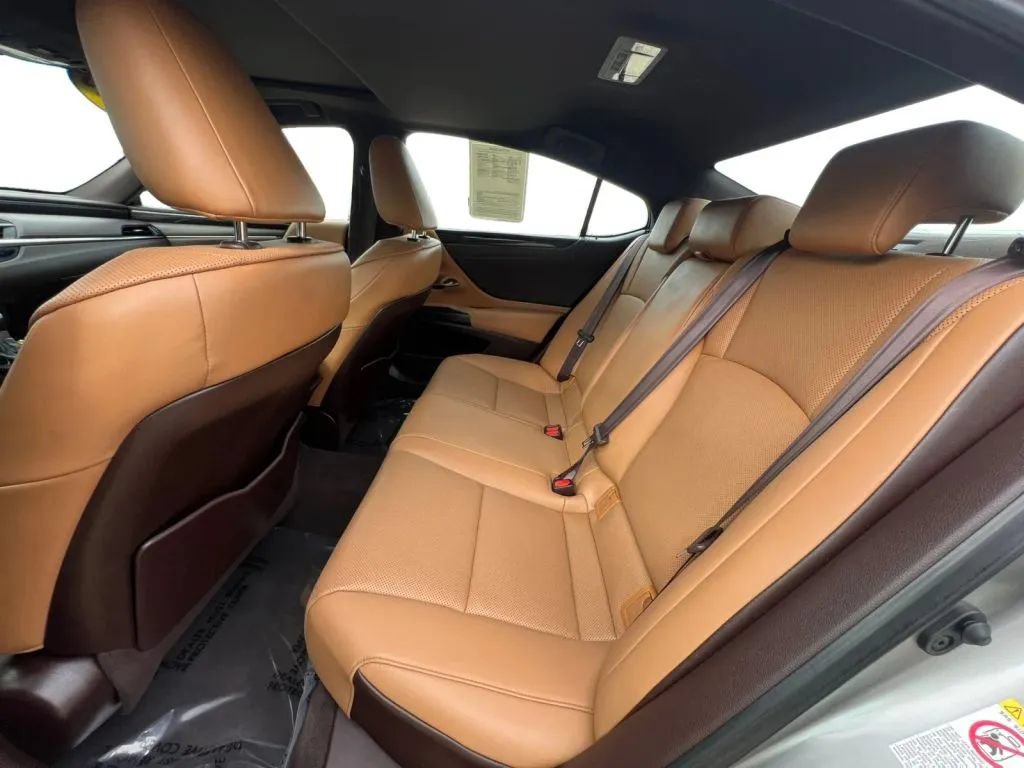 Used 2019 Lexus ES 350 w/ Premium Package FWD image 14