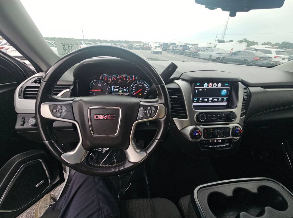 Used 2018 GMC Yukon SLE RWD image 10