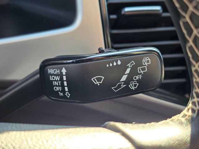 Used 2023 Volkswagen Atlas SE image 46