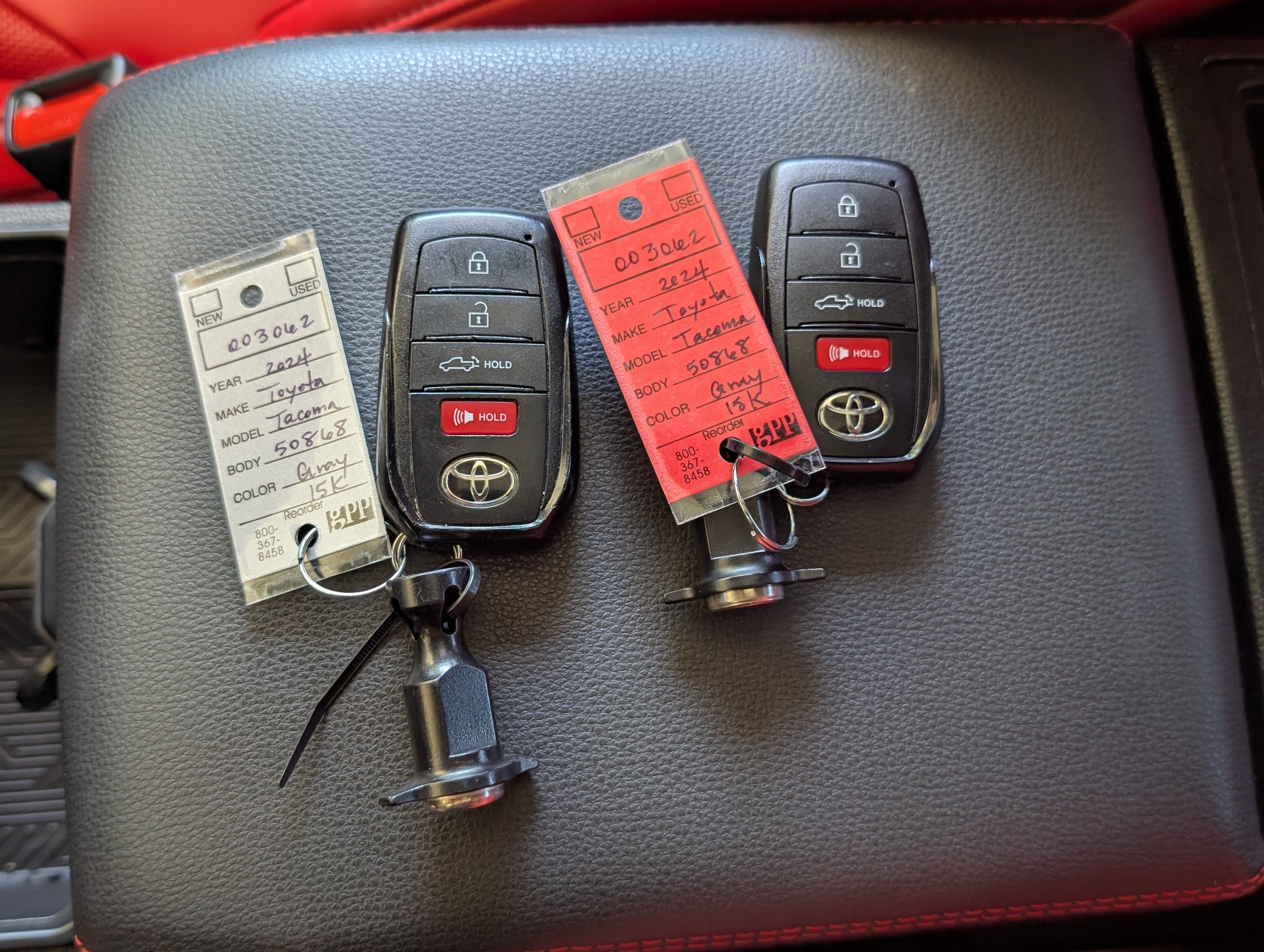 Used 2024 Toyota Tacoma TRD Pro AWD/4WD image 37
