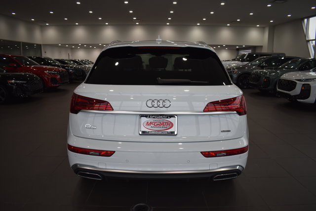 Used 2023 Audi Q5 2.0T Premium Plus w/ Premium Plus Package AWD/4WD image 6