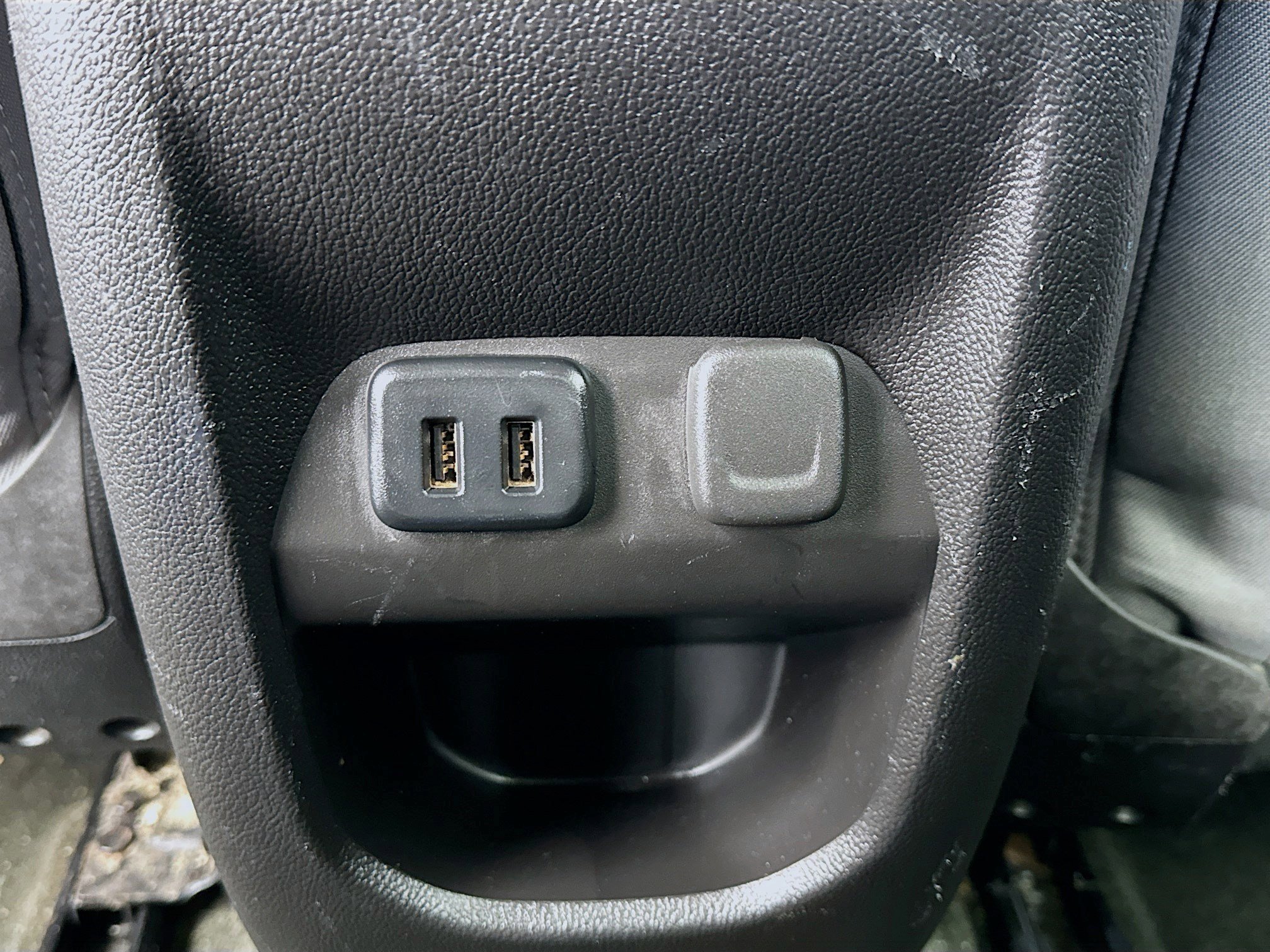 Used 2018 Chevrolet Colorado LT image 16