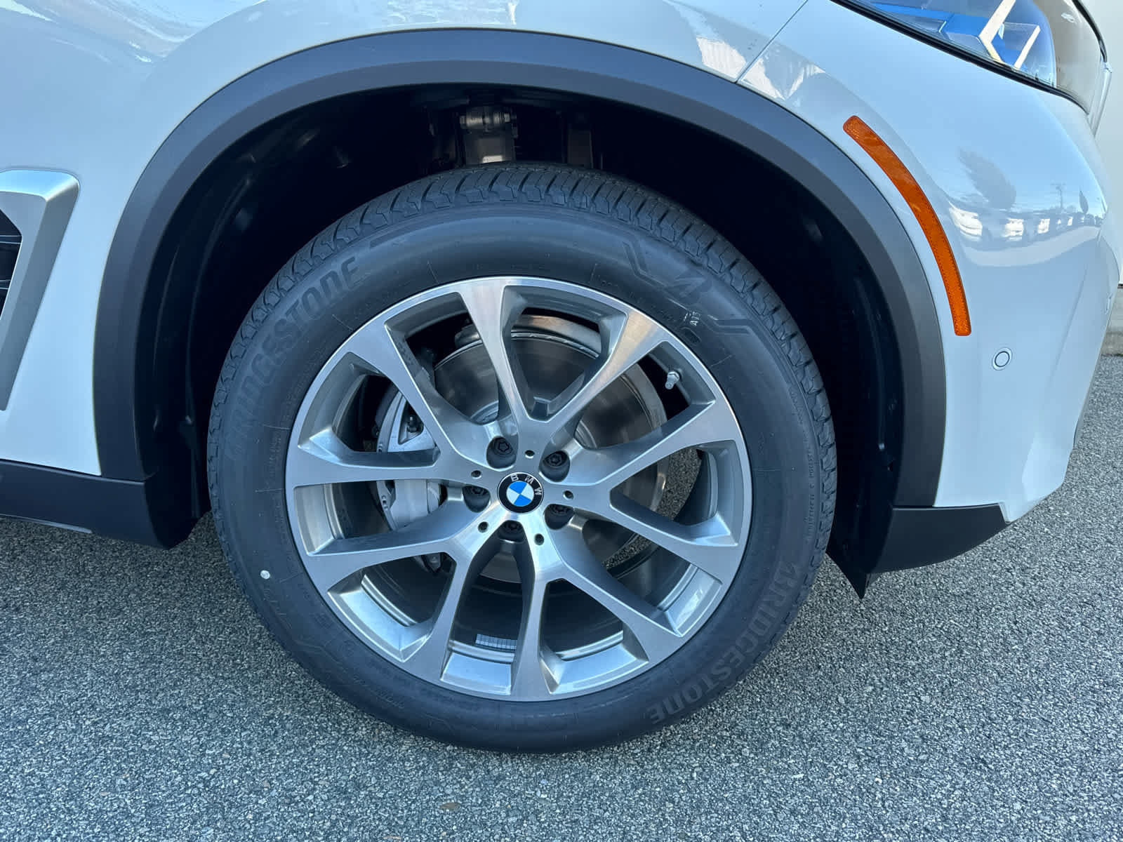 New 2026 BMW X5 xDrive40i image 9
