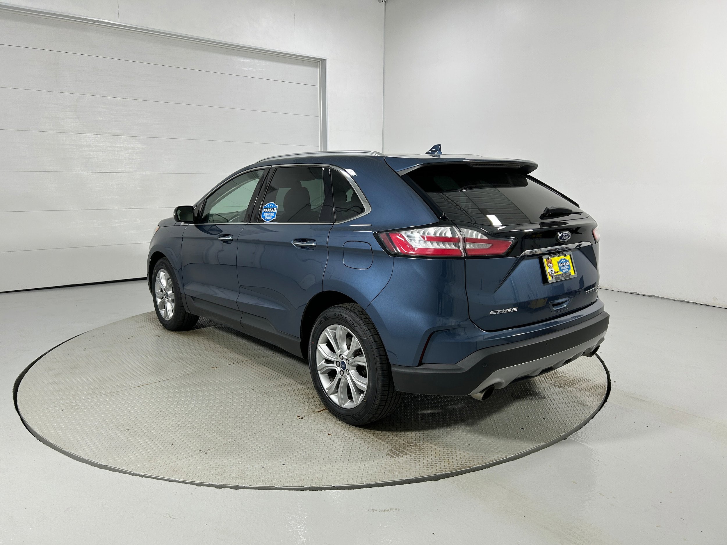 Used 2019 Ford Edge Titanium w/ Cold Weather Package AWD/4WD image 22