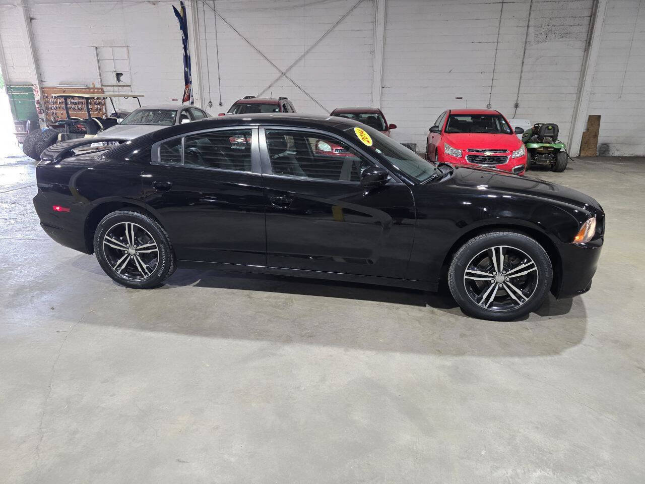 Used 2014 Dodge Charger SXT AWD/4WD image 14