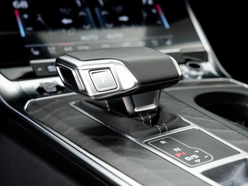 Certified 2025 Audi A6 Premium Plus w/ Premium Plus Package image 18