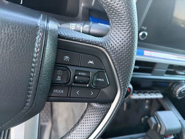 Used 2024 Toyota Tacoma TRD Sport AWD/4WD image 18