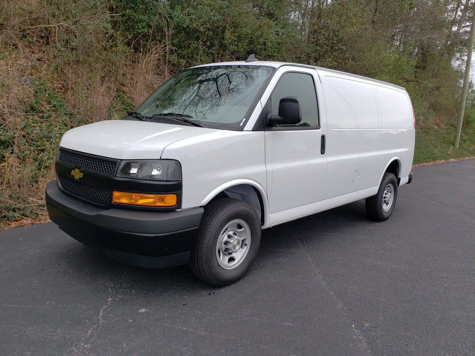 New 2023 Chevrolet Express 2500 w/ Driver Convenience Package image 7