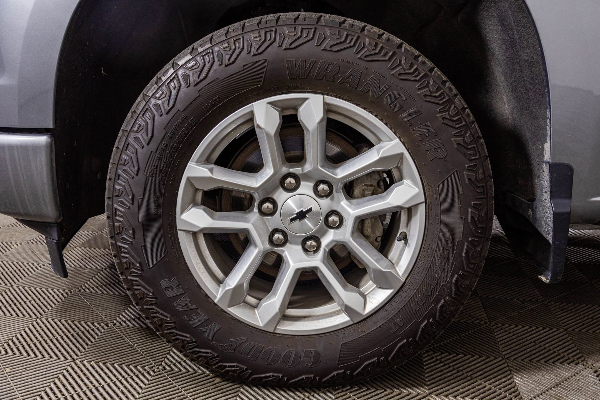 Used 2023 Chevrolet Silverado 1500 RST w/ LPO, Liner Protection Package image 52