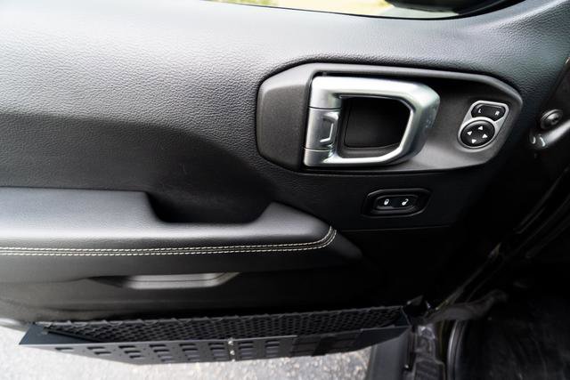 Used 2019 Jeep Wrangler Unlimited Sahara w/ Quick Order Package 24M Moab image 12