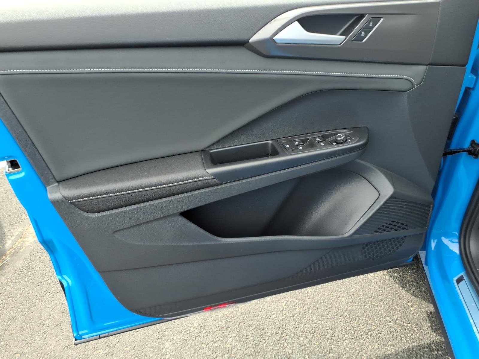 New 2026 Volkswagen Taos SE AWD/4WD image 10