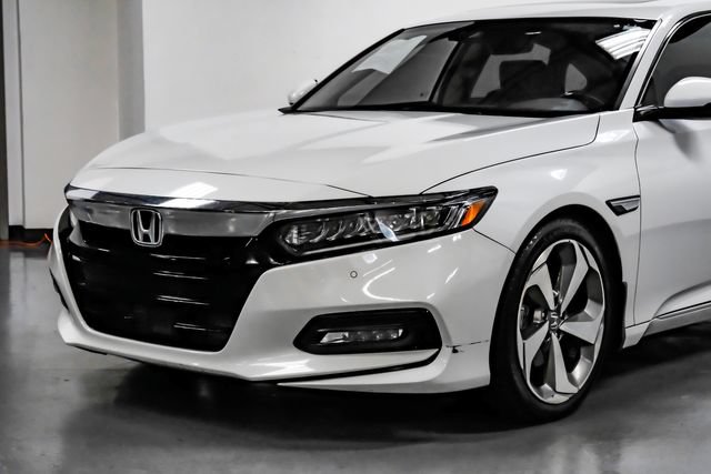 Used 2019 Honda Accord Touring image 10