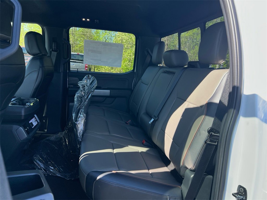 New 2025 Ford F150 Lariat w/ Equipment Group 501A Mid image 15