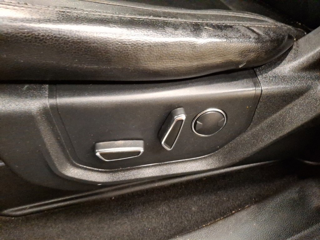 Used 2017 Ford F250 Lariat w/ Lariat Value Package image 15