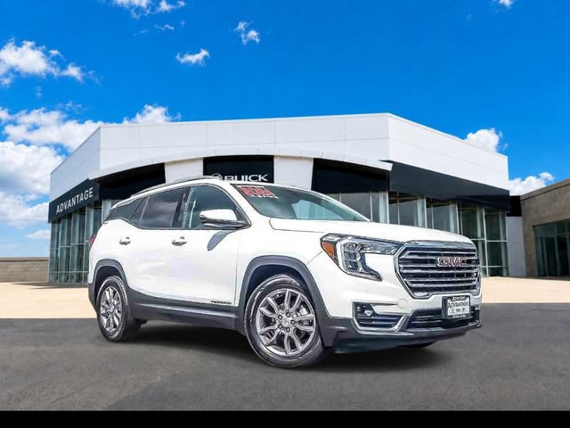 Certified 2024 GMC Terrain SLT FWD image 2
