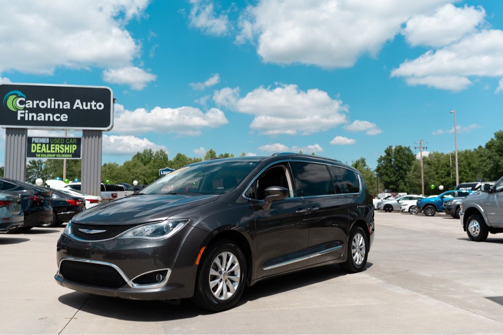 Used 2019 Chrysler Pacifica Touring-L