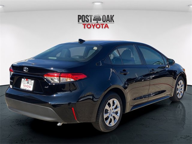 Used 2025 Toyota Corolla LE image 7